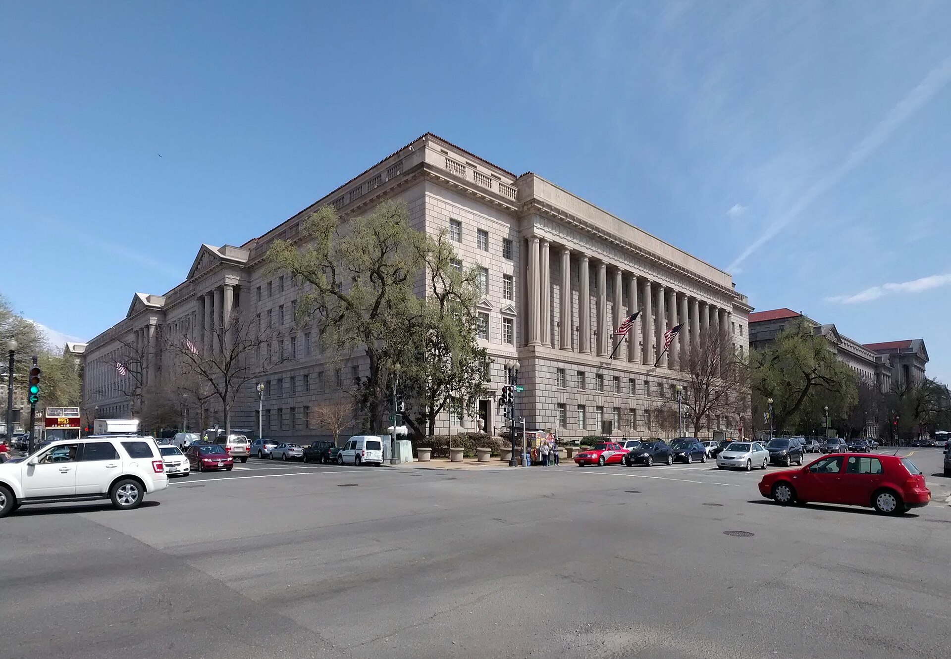Street view of the Herbert C. Hoover Building in Washington, D.C.