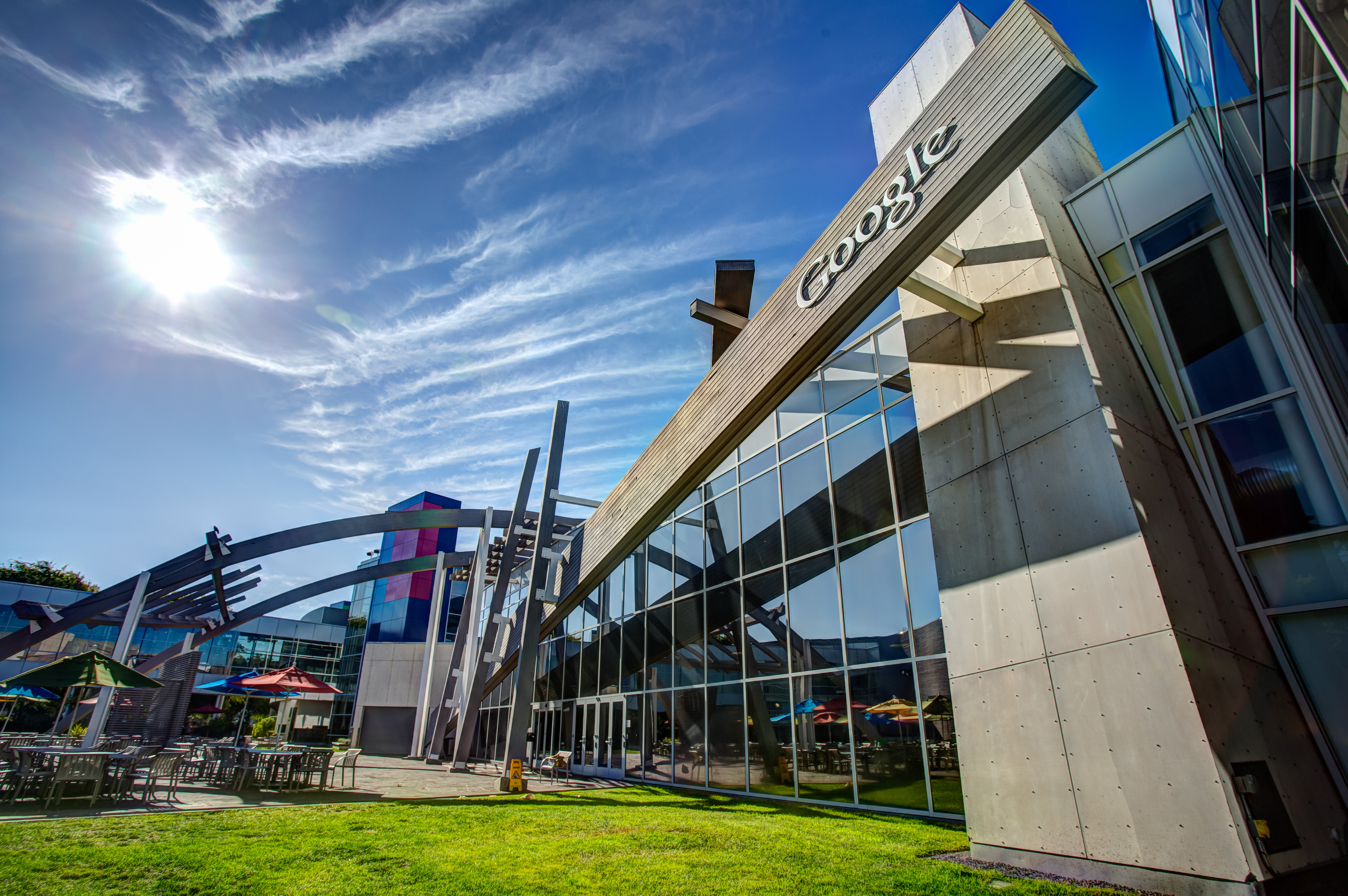 Google campus exterior; archival institutional photograph.