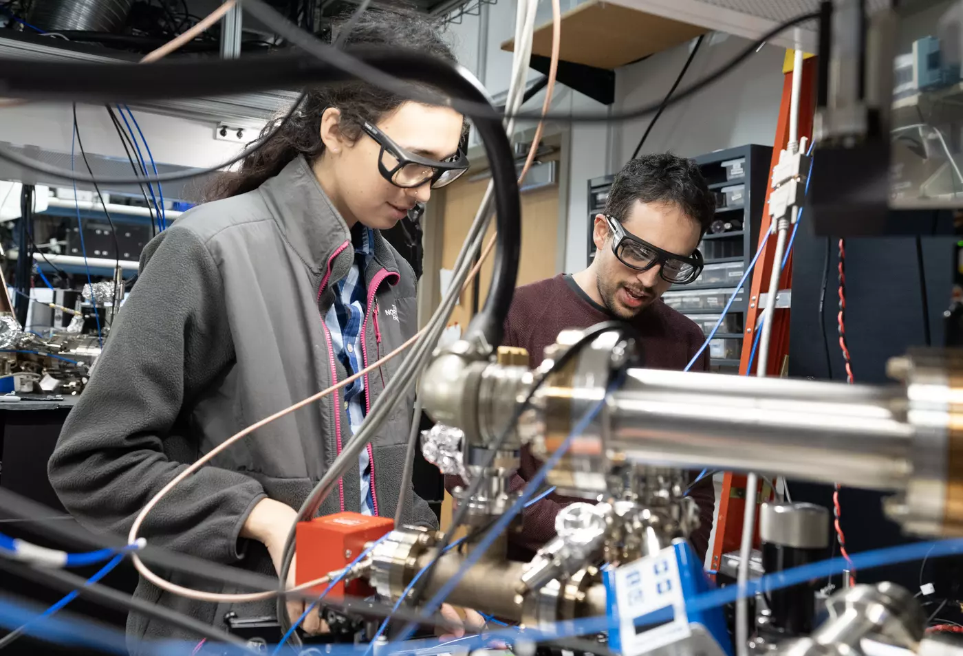 Researchers at apparatus.
