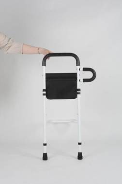 ZOLIQUEX adult portable bed rail on a plain background in CPSC’s recall notice.